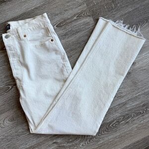GAP Women's Straight Leg Jeans - Cream